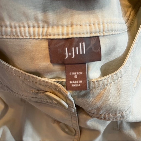 J. Jill Cropped 3/4 Sleeve Cream Button-Up Blazer Women's 6 Career Office Preppy - Picture 8 of 9